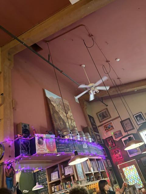 A photo from DEAL